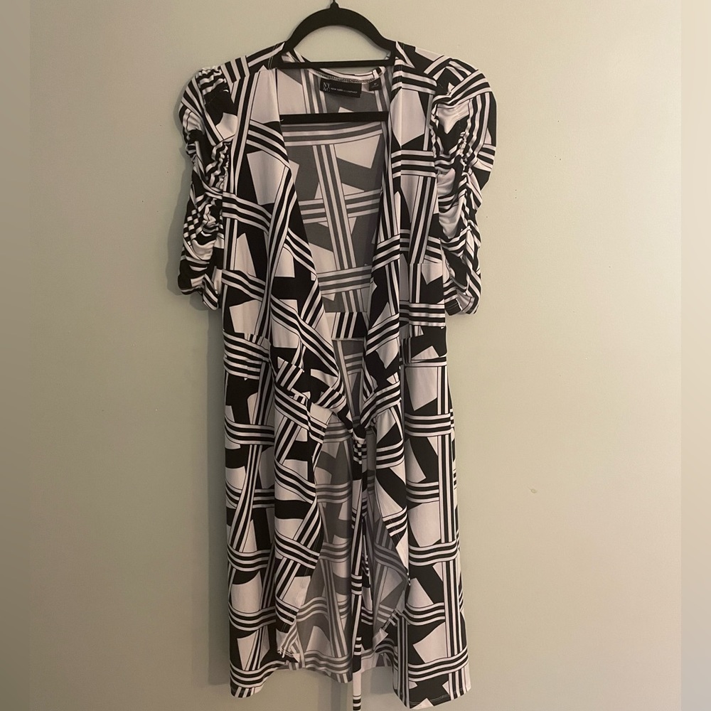 Express Wrap Dress Women’s size medium